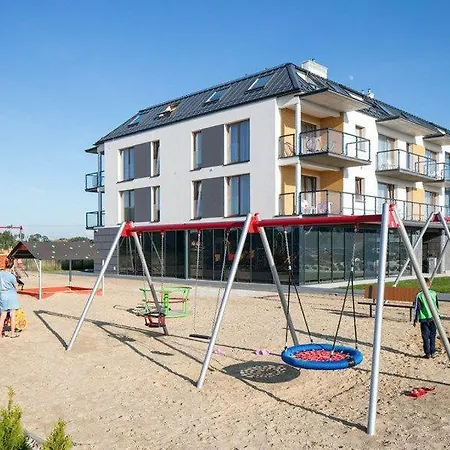 Apartament Z Ogrodkiem Nefryt Marynarska