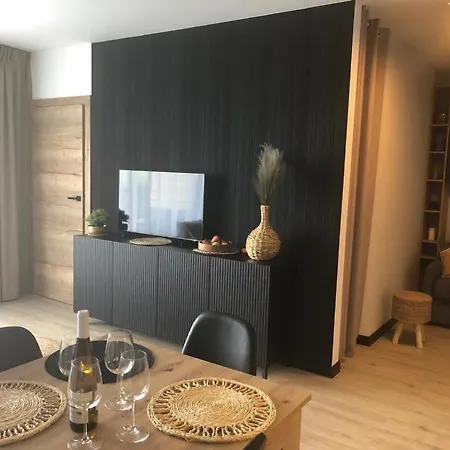 Apartament Z Ogrodkiem Nefryt Marynarska דירה סרבינובו